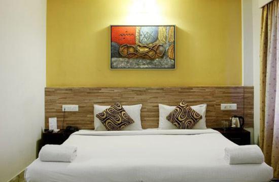 Hotel Metro Park Inn โคอิมบาทอร์ ภายนอก รูปภาพ